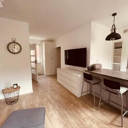 Exclusive Apartments, With Parking Apartament *