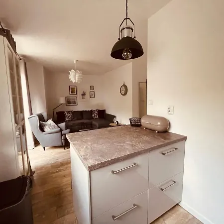 Exclusive Apartments, With Parking 아파트 슈체친